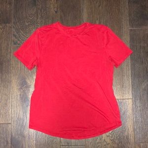 Lululemon T-Shirt
